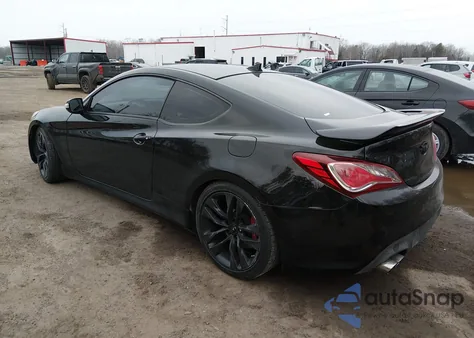 2013 Hyundai Genesis 3.8 Track z USA, uszkodzony, nr VIN KMHHU6KJXDU108460